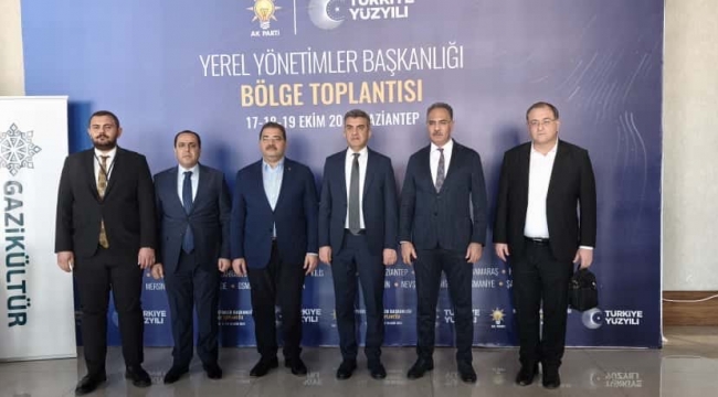 Başkan Canpolat, Yerel Yönetimler Toplantısına Katıldı