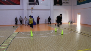 Besyo Ve Pomem Hayali Kurulan Gençler Haliliye'de Hedefe Koşuyor