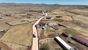 Büyükşehir, Siverek Kırsalındaki Yolları Baştan Aşağı Yeniliyor 