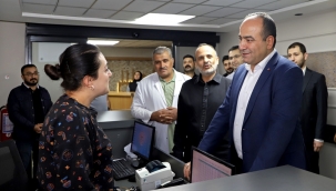 Gece Yarısı Sürpriz Ziyaret: Dr. Erhan Berk Hastanede Denetimde
