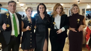 Halil Aslan’a Yılın Siyasetçisi Ödülü