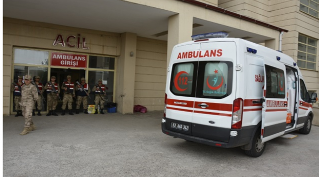 Hilvan'da Elektrik Direğine Çıkan Genç İşçi Hayatını Kaybetti