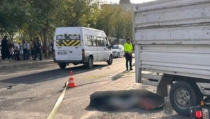 Siverek'te Motosiklet-Pikap Çarpıştı: 1 Ölü