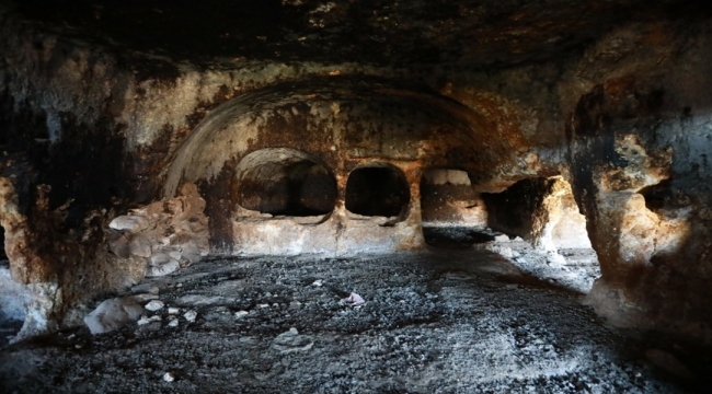 Urfa'da Bin Yıllık Çığlık: Keşiş Mağaraları Yardım Bekliyor