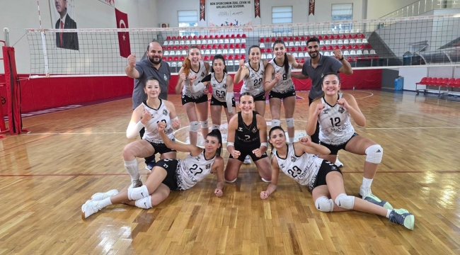 Viranşehir Kadın Voleybol Takımı, Gaziantep Merinos'u 3-0 Yenerek Namağlup Unvanını Korudu