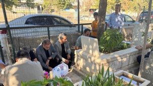 Yasin Dikme, Mezarı Başında Anıldı