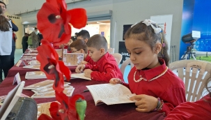 20 Düş Yolculuğu" Kitabı 8. Şanlıurfa Kitap Fuarı'nda Okuyucuyla Buluştu