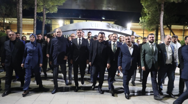 AK Parti Sözcüsü  Ömer Çelik Şanlıurfa'da