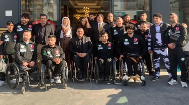 Başkan Halil Aslan, Sporcuları Beşiktaş Maçı İçin Morallendirdi