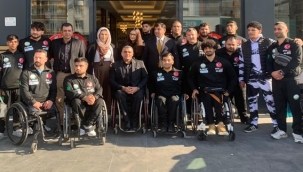 Başkan Halil Aslan, Sporcuları Beşiktaş Maçı İçin Morallendirdi