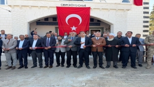 Bozova'da Depremde Yıkılan Cami Yeniden İbadete Açıldı