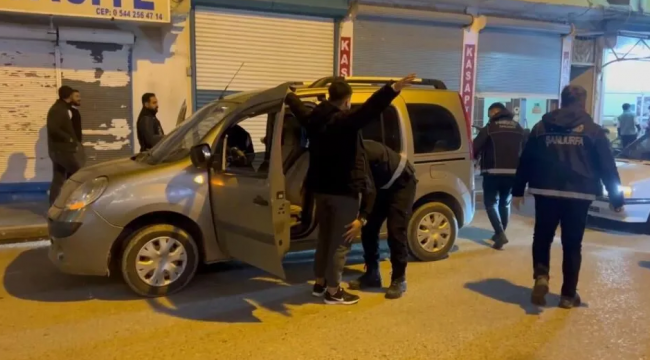 Ceylanpınar'da Aranan 2 Şahıs, Polis Uygulamasında Yakalandı