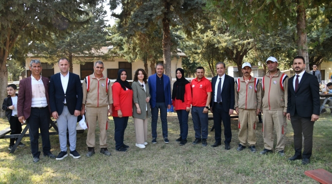 Çocuklar için atla terapi etkinliği düzenlendi