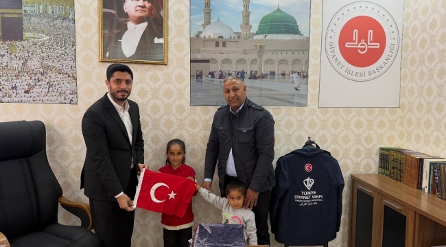 Çocukların Bayrak Sevgisi Duygulandırdı