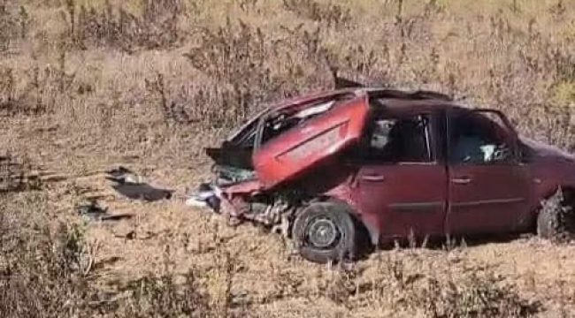 Şanlıurfa'da otomobil şarampole yuvarlandı