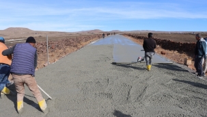 Siverek Kırsalında 12 Kilometrelik Yol, Beton Kaplama İle Yenilendi