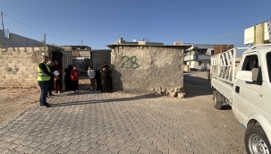 Destekler Adreslere Ulaşıyor, Eyyübiye'de Yetimin Yüzü Gülüyor