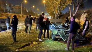 Eyyübiye'de otomobil şarampole yuvarlandı: 4 yaralı
