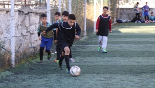 Haliliye'de Kış Spor Okullarında Futbol Coşkusu Sürüyor