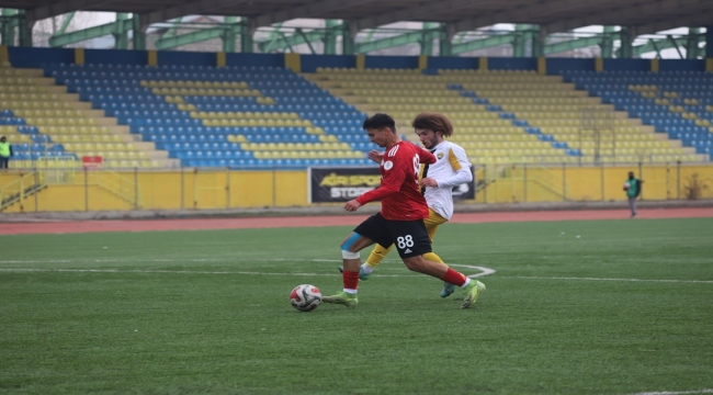 Karaköprü Belediyespor, Ağrı'da Gücünü Gösterdi: 3-1'lik Zafer!