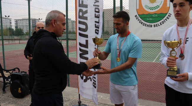 Öğretmenler Günü Tenis Turnuvası Sona Erdi