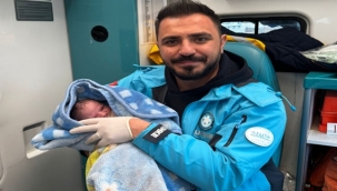 Şanlıurfa'da Ambulansa Doğan Bebeğe "Birkan" Adı Verildi