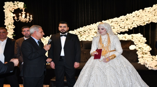 Şanlıurfa'da Görkemli Düğün: Hasan Kayık ile Zehra Ruken Evlendi!