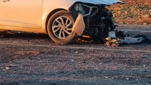 Şanlıurfa'da iki otomobil çarpıştı, 1 yaralı 