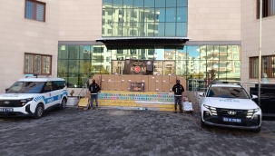 Şanlıurfa'da Yüklü miktarda kaçak sigara ele geçirildi