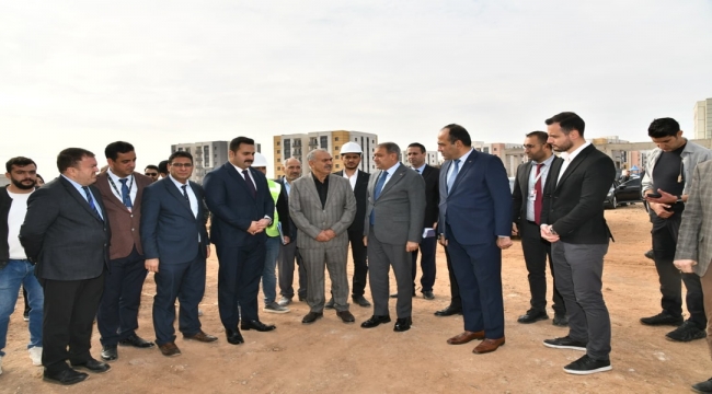 Şanlıurfa Valisi Hasan Şıldak, Viranşehir'de Devam Eden Projeleri İnceledi