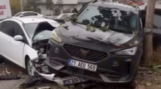 Siverek'te trafik kazası, 3 yaralı 