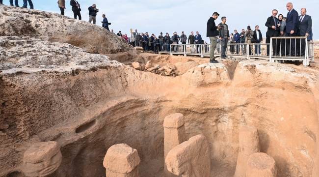 Taş Tepeler Kazılarına Yeni Keşifler: Bakan Ersoy'dan Şanlıurfa'ya Teşekkür