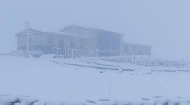 uraklık Sonrası Şanlıurfa'da Kar Yağışı