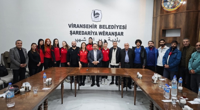 Viranşehir Kadın Voleybol Takımı'na Moral Buluşması