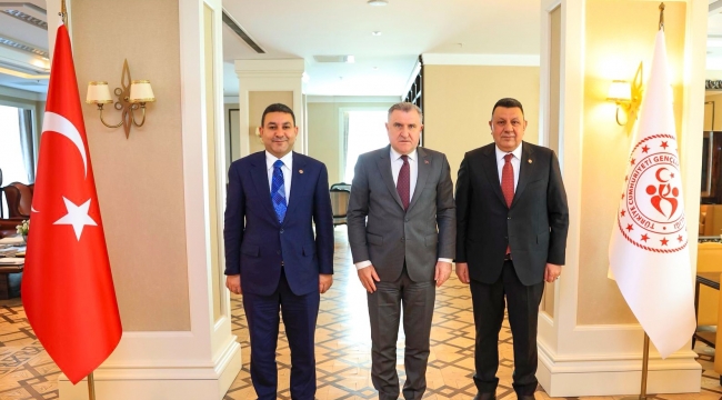 Başkan Özyavuz, Gençlik ve Spor Bakanı Osman Aşkın ile görüştü 