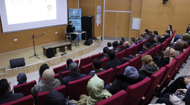 Bilim Ve Gençlik Merkezi Eğitmenlerine Teknofest Semineri