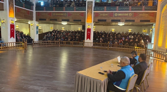 Hacı Adaylarına Bilgilendirme Semineri Verildi 