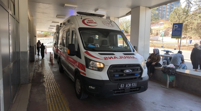 Haliliye'de Otomobil Devrildi, 1 Yaralı