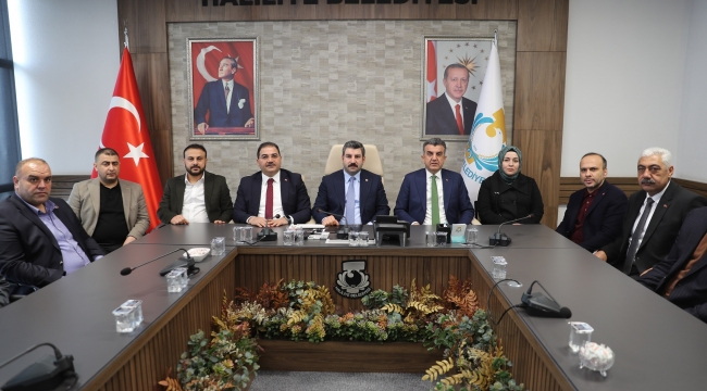 Şampiyon Takımdan Başkan Canpolat'a Ziyaret