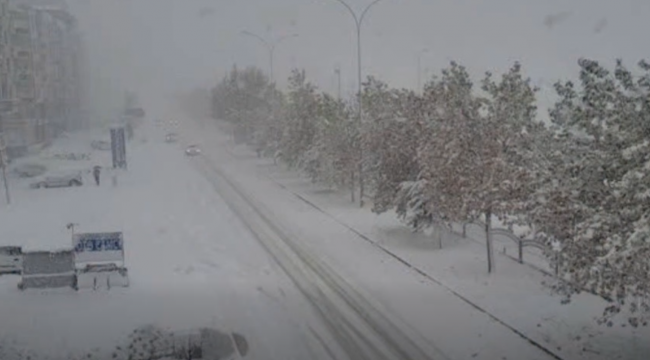 Şanlıurfa'da Beklenen Kar Yağışı Başladı