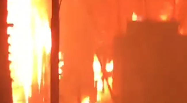 Şanlıurfa'da Kafe Kül Oldu