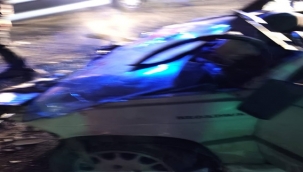 Şanlıurfa'da Kamyonet ile Otomobil Çarpıştı: 6 Yaralı