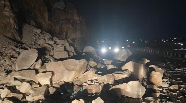 Şanlıurfa'da Kar Yağışı Sonrası heyelan meydana geldi. 