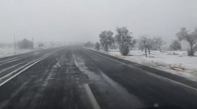 Şanlıurfa'da Kış Geri Döndü: İlk Kar Halfeti'ye Düştü