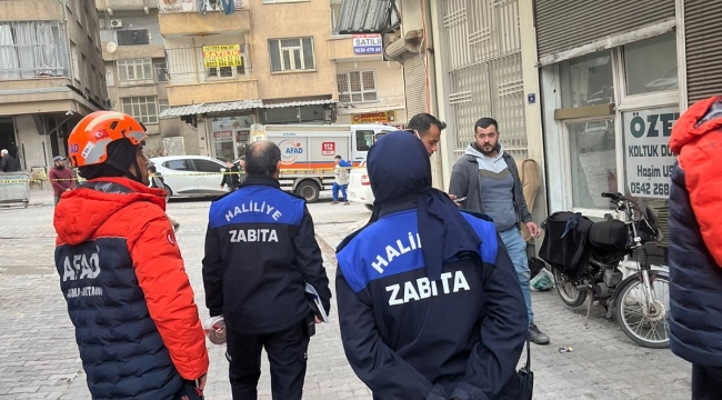 Şanlıurfa'da Kolonlardan Ses Gelen 6 Katlı Apartman Boşaltıldı