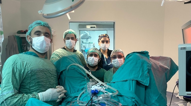 Şanlıurfa'da Nadir Uygulanan Yöntem Viranşehir Devlet Hastanesi'nde