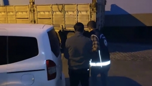 Şanlıurfa'da Sahte Belgelerle Göçmen Kaçakçılığı Operasyonu: 7 Tutuklama