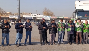 Şanlıurfa'dan Halep'e 3 tır insanı yardım gönderildi