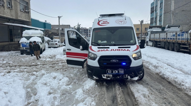 Siverek'te Doğal Gaz Şüphesi Paniğe Neden Oldu: 13 Kişi Hastaneye Kaldırıldı