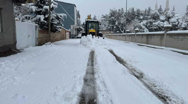 Viranşehir Belediyesi Karla Mücadelede Seferber Oldu